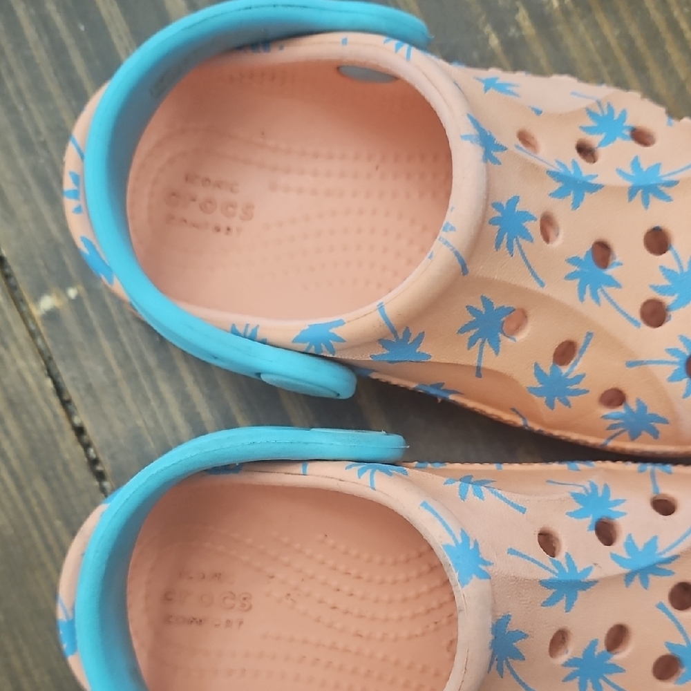 Tropical Toddler Crocs - Picture 2 of 6